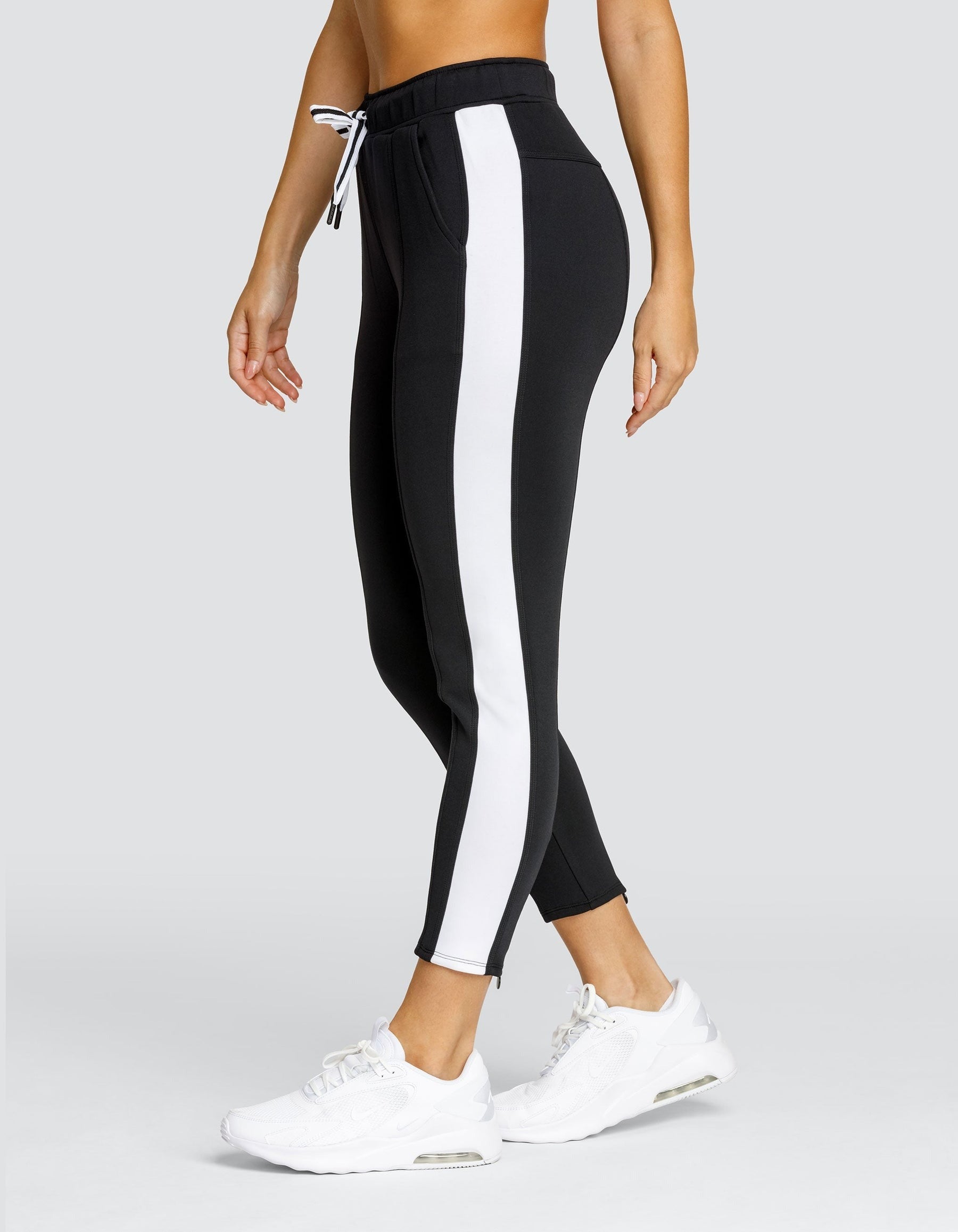 Berri Jogger Draw Cord Waist Pockets